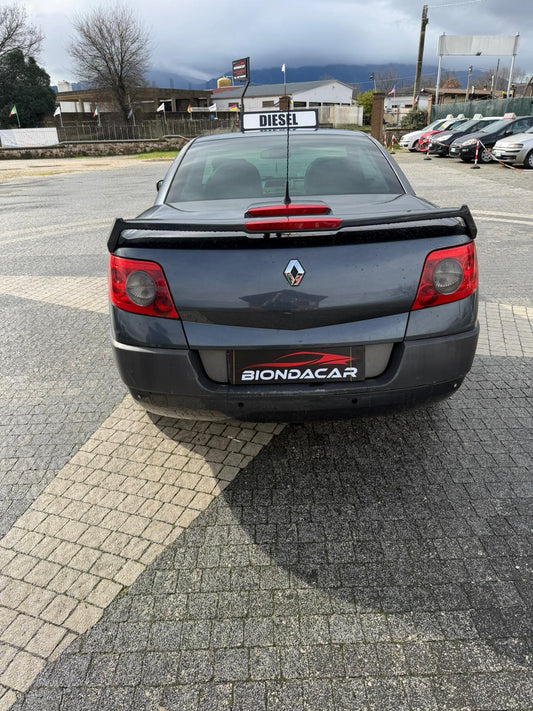 RENAULT MEGANE