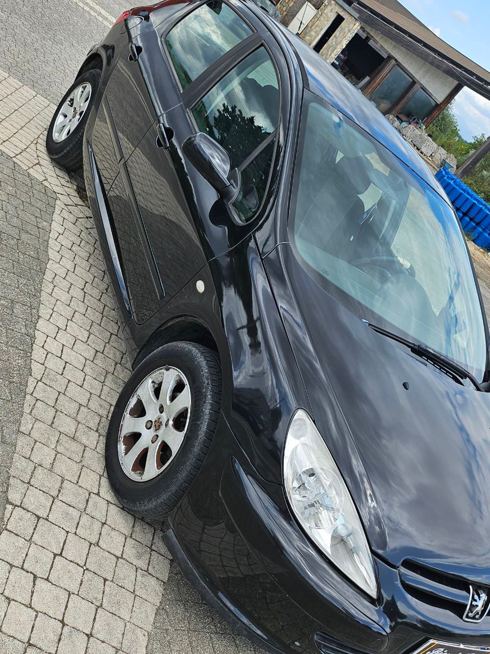 PEUGEOT 307