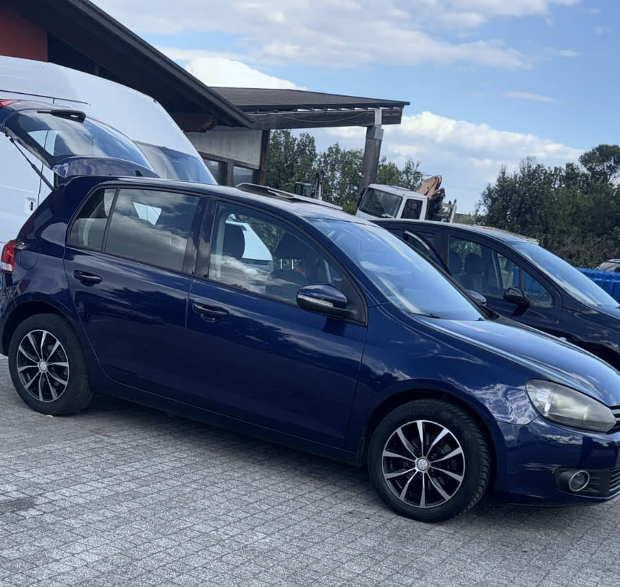 VOLKSWAGEN GOLF 6
