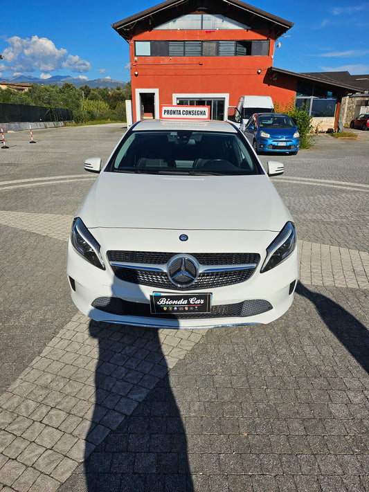 MERCEDES CLASSE A 160 D PREMIUM