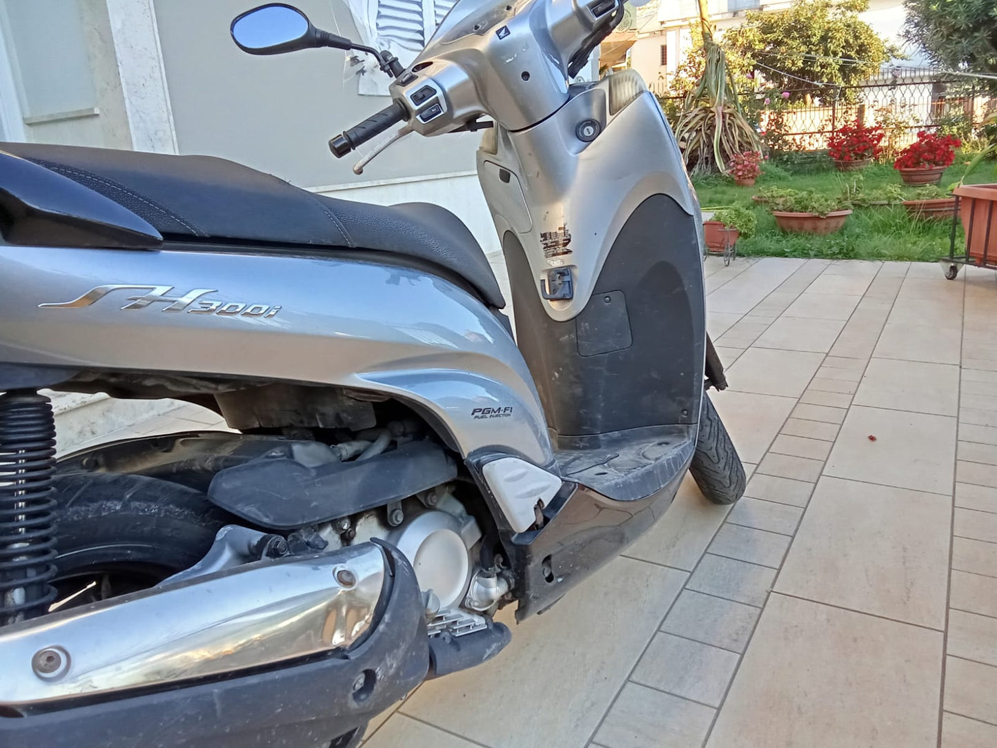 SH300