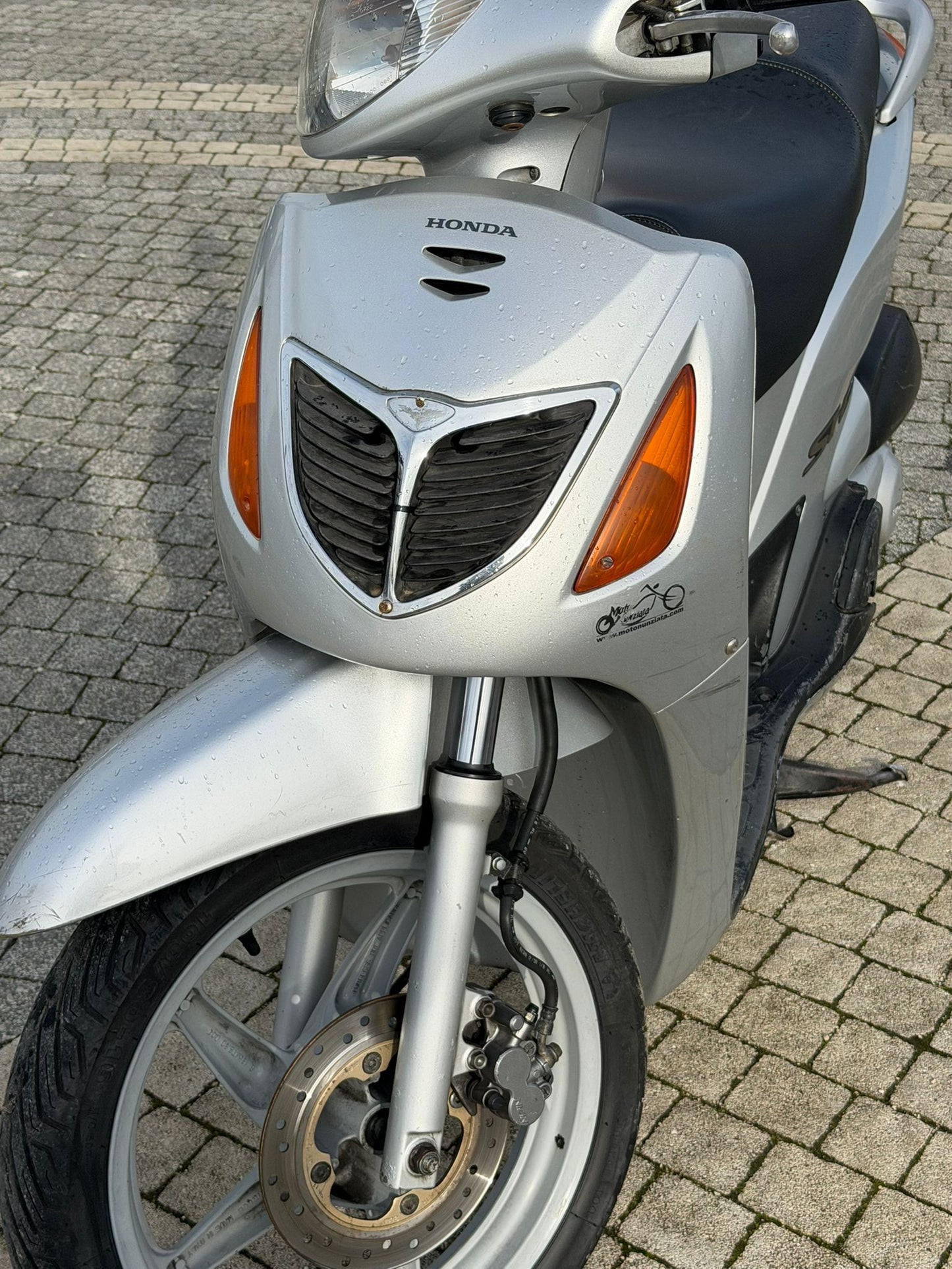 HONDA SH
