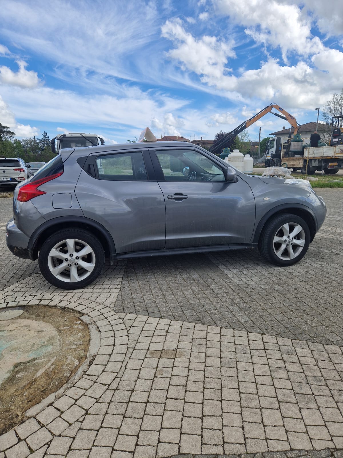 NISSAN JUKE