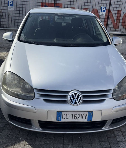 VOLKSWAGEN GOLF 5