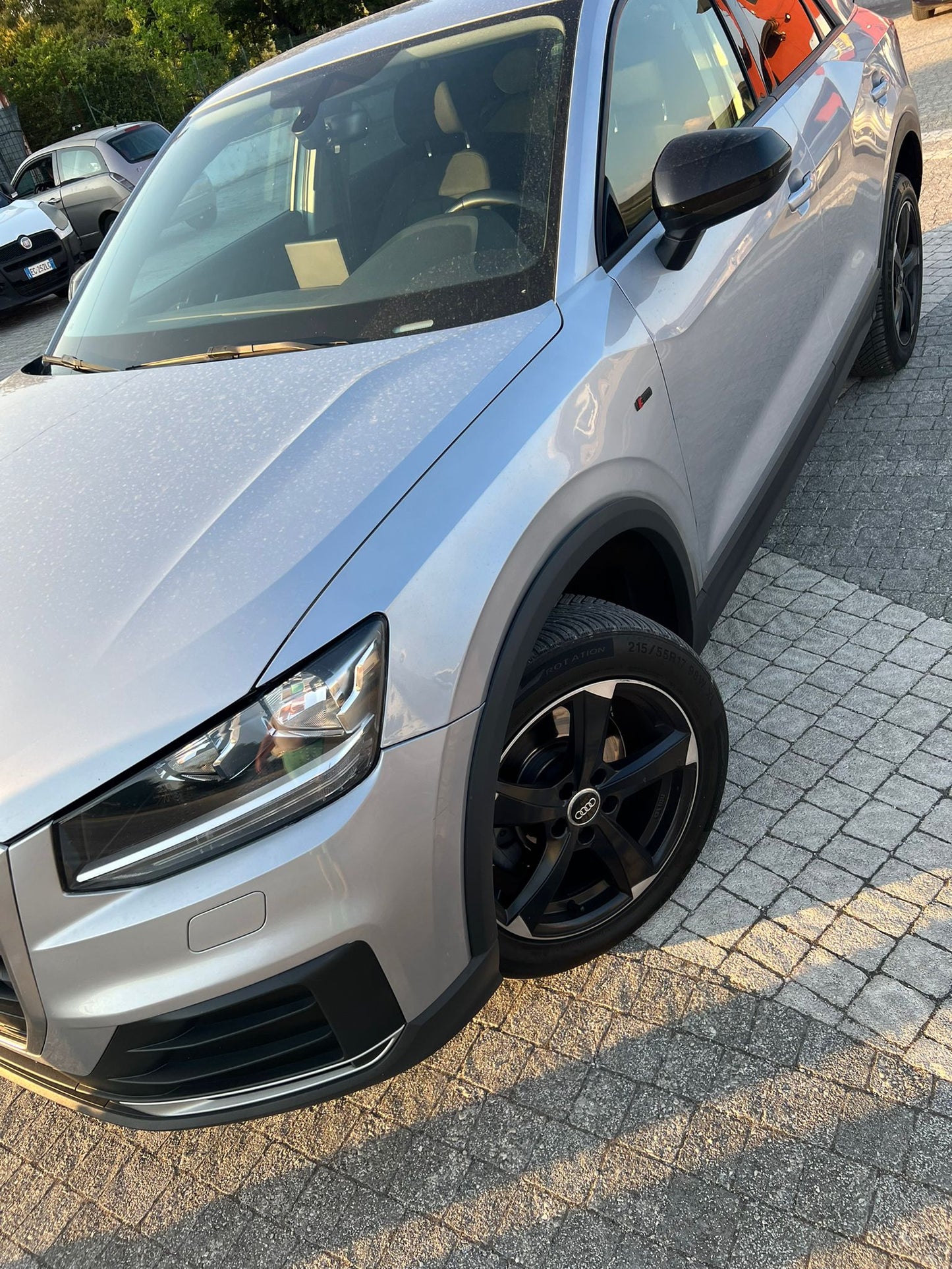 AUDI Q2