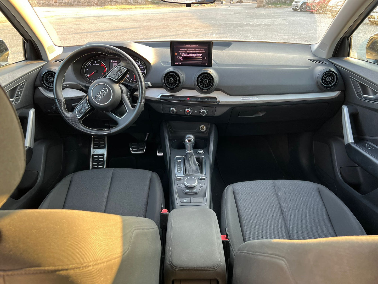 AUDI Q2