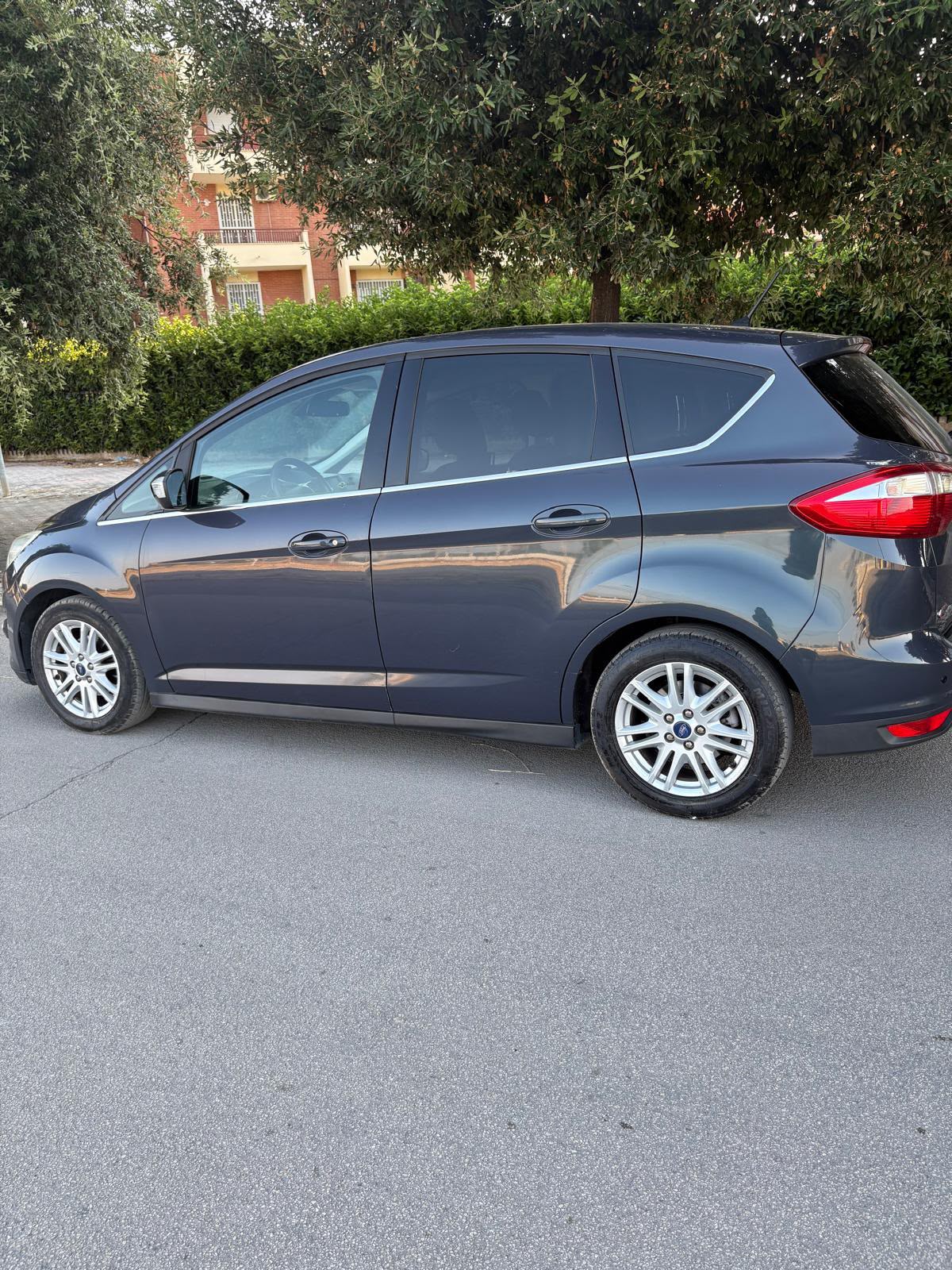 FORD C MAX
